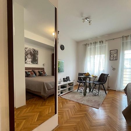 Apartman 62 - Besplatan Gradski Parking - Apartment Novi Sad Bagian luar foto